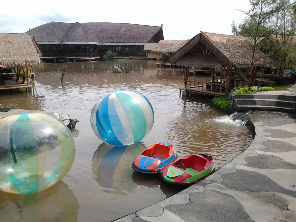 Spot wisata rumah air Bogor