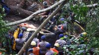Ada 897 Mobil Melaporkan Banyak Tanah Yang Tertimbun Akibat Gempa Di Cianjur