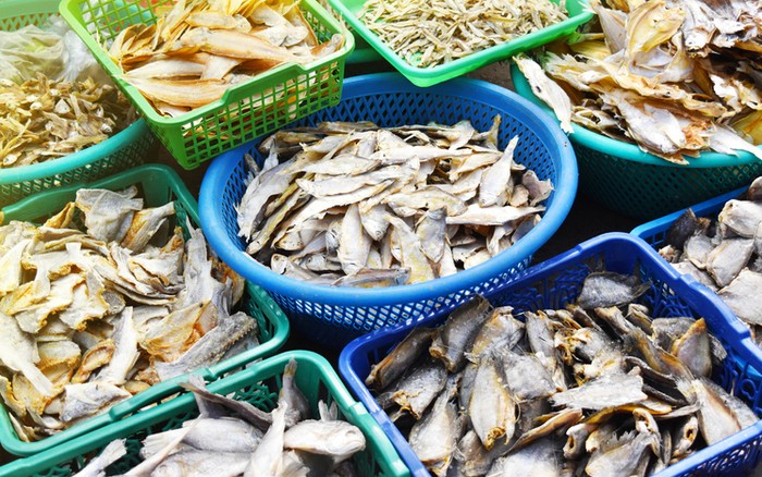 kabar efek samping dari kebanyakan mengkonsumsi ikan asin 
