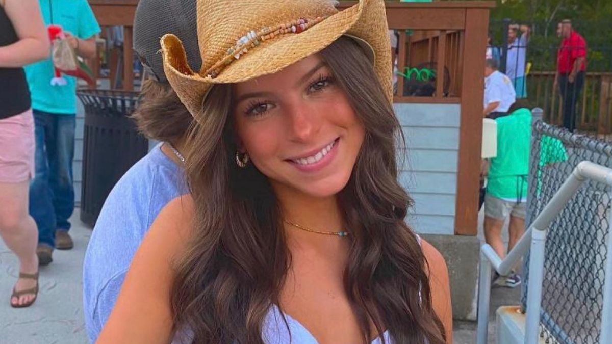 Latest Kara Santorelli Obituary: Tiktok Star Died in Car Accident At The Age Of 18